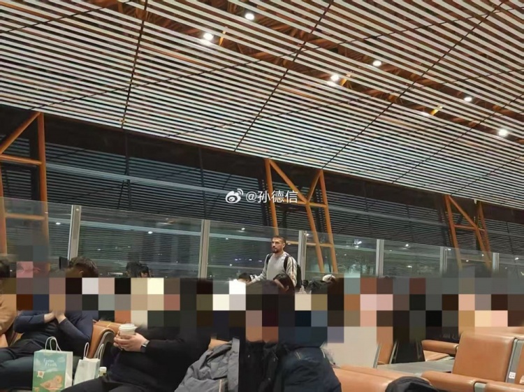 开云APP-媒体人：斯坦丘已落地中国今晚将抵达大连，即将加盟大连英博