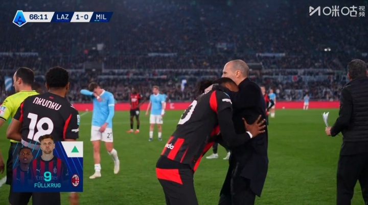开云APP-意媒：莱奥对被换下很不满，看到换人牌时说“还有20分钟别换我”